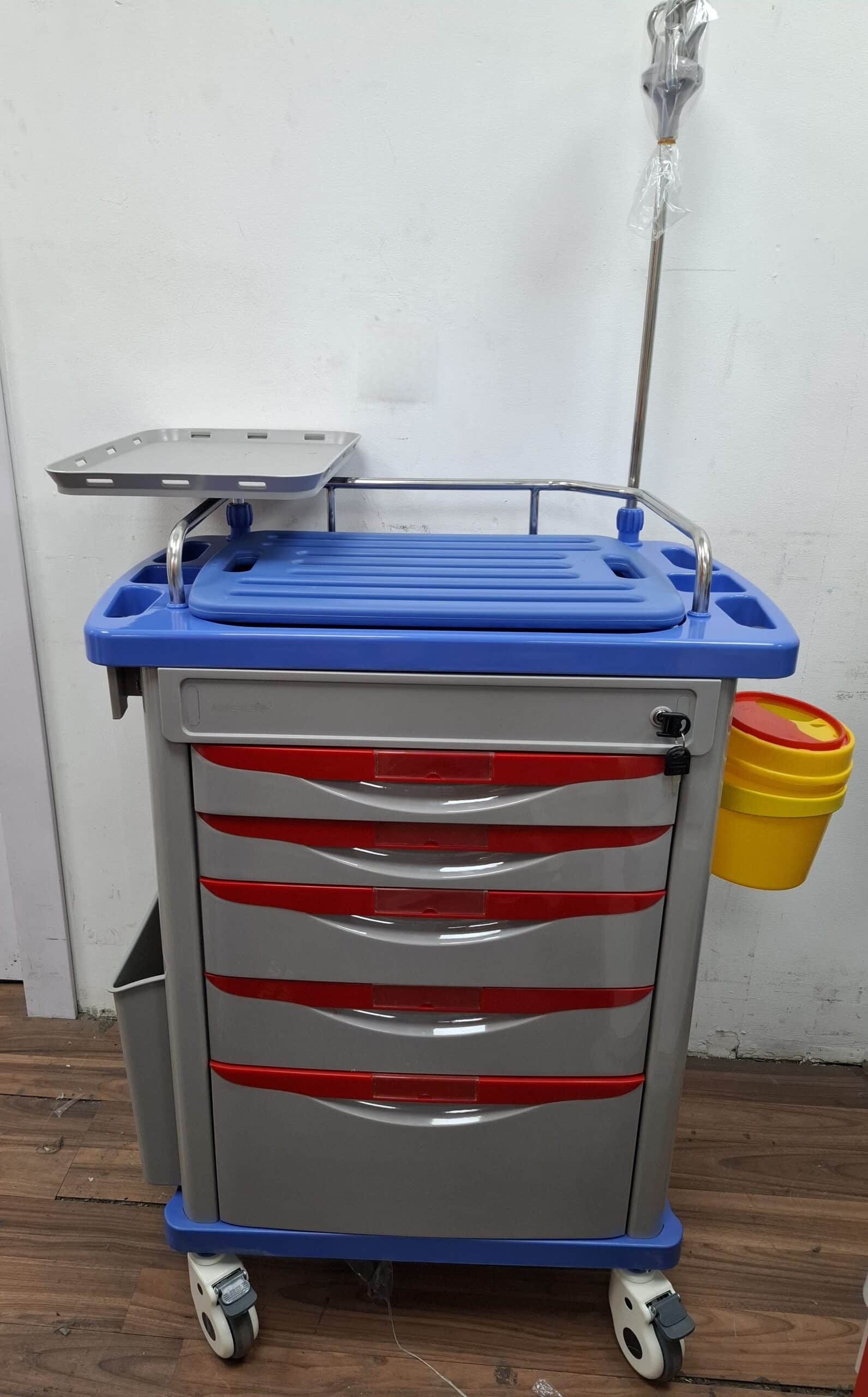 עגלת החייאה חדשה